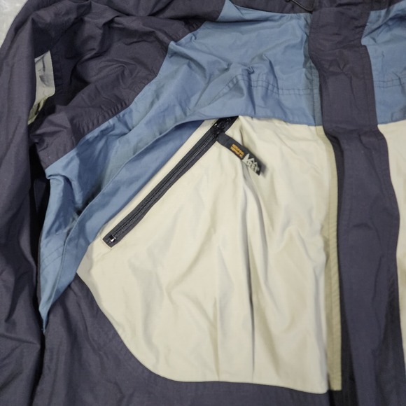 REI Jacket Mens Large Hooded Waterproof Outdoor Parka Coat Pockets - Picture 4 of 16